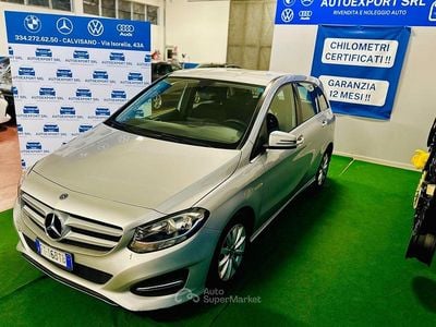 Usata Mercedes B180 Premium 109 CV (80 kW) 2018 Argento Monovolume
