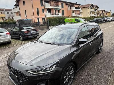 Grigio Usata 2022 Ford Focus ST-Line Station wagon | 15.300 € (Ottimo prezzo)