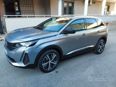 Usata Peugeot 3008 Allure 131 CV (96 kW) 2023 Grigio SUV