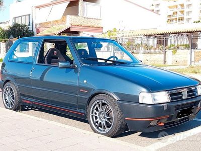 Usata Fiat Uno 300 CV (220 kW) 1993 Utilitaria