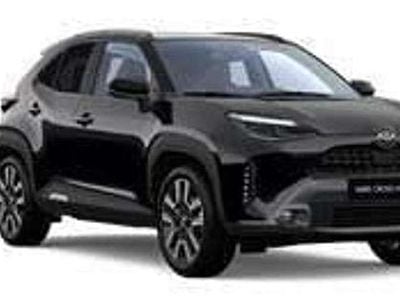 Nuova Toyota Yaris Hybrid Trend 131 CV (96 kW) 2026 Nero Berlina