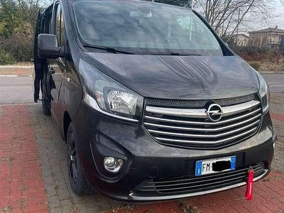 Usata Opel Vivaro 125 CV (91 kW) 2017 Nero Monovolume
