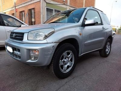 Usata Toyota RAV4 Sol 150 CV (110 kW) 2002 Argento SUV