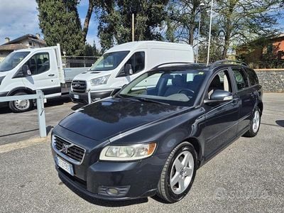 Usata Volvo V50 Kinetic 136 CV (100 kW) 2009 Grigio Station wagon