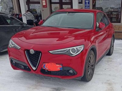 Usata Alfa Romeo Stelvio Executive 179 CV (131 kW) 2018 Rosso SUV