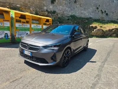 Usata Opel Corsa GS Line 101 CV (74 kW) 2020 Grigio Utilitaria