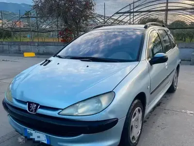 Usata Peugeot 206 2003 Blu Station wagon