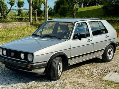 Usata VW Golf II 54 CV (39 kW) 1985 Argento Utilitaria