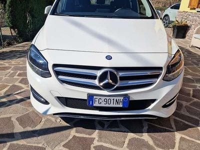 Usata Mercedes B180 Executive 109 CV (80 kW) 2016 Bianco Monovolume