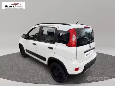 Usata Fiat Panda 4x4 S 86 CV (63 kW) 2017 Other Utilitaria