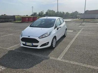 Usata Ford Fiesta 75 CV (55 kW) 2016 Utilitaria