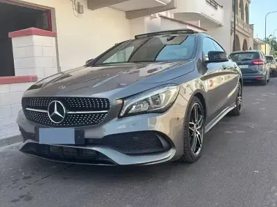 Usata Mercedes CLA220 Premium 170 CV (125 kW) 2023 Grigio Coupé