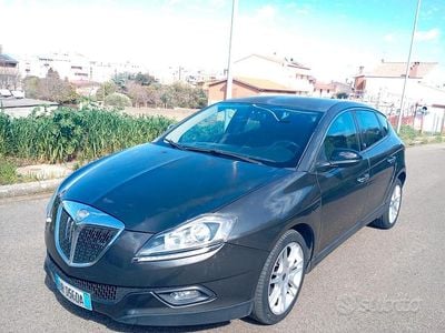 Usata Lancia Delta Platinum 2009 Utilitaria