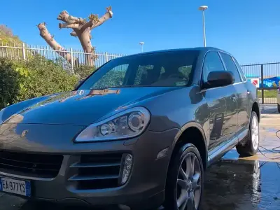 Usata Porsche Cayenne 240 CV (176 kW) 2010 SUV