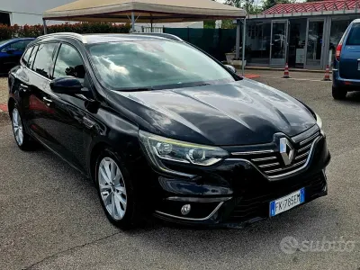 Usata Renault Mégane GrandTour 110 CV (80 kW) 2017 Nero Station wagon