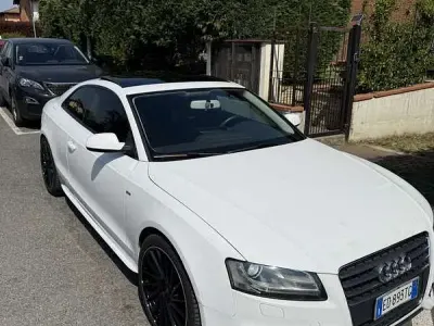 Usata Audi A5 Ambition 160 CV (117 kW) 2010 Coupé