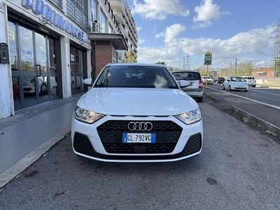 Usado Audi A1 Advanced Plus 95 CV (69 kW) 2022 Blanco SUV