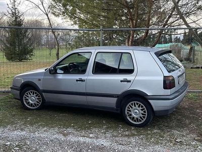 Usata VW Golf III GT 101 CV (74 kW) 1996 Berlina