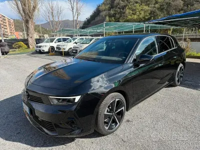 Usata Opel Astra 131 CV (96 kW) 2025 Nero Utilitaria