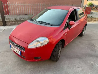 Occasion Fiat Grande Punto Dynamic 77 ch (56 kW) 2009 Other Citadine