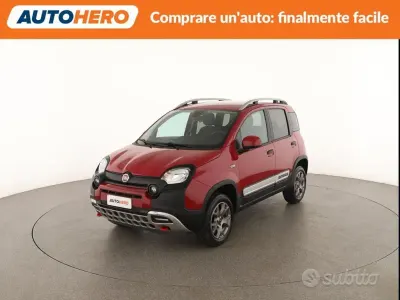 Usata Fiat Panda Cross Cross 84 CV (61 kW) 2023 Rosso Utilitaria