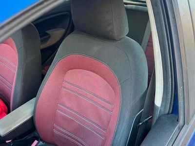 Usata Fiat Grande Punto 77 CV (56 kW) 2006 Blu Utilitaria