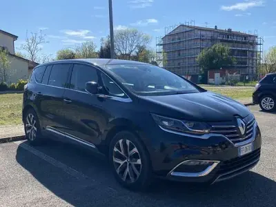 Käytetty Renault Espace Intens 160 HP (117 kW) 2017 Tila-auto