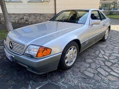 Usata Mercedes SL300 231 CV (169 kW) 1990 Argento Cabrio
