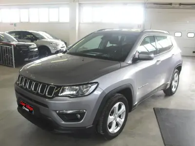 Usata Jeep Compass Longitude 120 CV (88 kW) 2019 Argento SUV