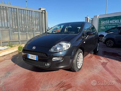 Usata Fiat Punto Lounge 77 CV (56 kW) 2016 Nero Utilitaria