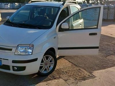 Bianco Usata 2010 Fiat Panda Dynamic Utilitaria | 4990 € (Molto cara)