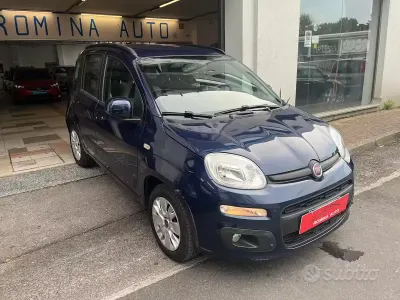 Usata Fiat Panda 73 CV (53 kW) 2017 Bluazzurro Utilitaria