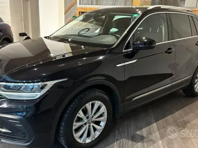 Usata VW Tiguan Life 150 CV (110 kW) 2021 Nero SUV