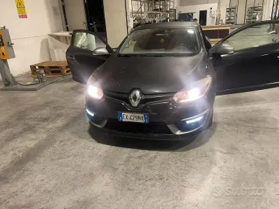 Usata Renault Mégane Coupé 131 CV (96 kW) 2014 Nero Coupé