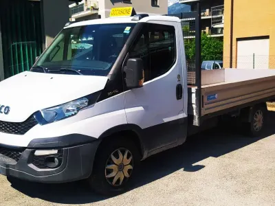 Usata Iveco Daily 110 CV (80 kW) 2015 Bianco Furgone
