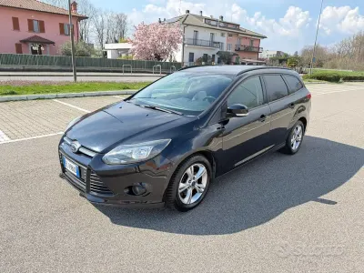 Usata Ford Focus Titanium 150 CV (110 kW) 2012 Nero Station wagon