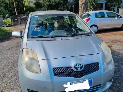Begagnad Toyota Yaris