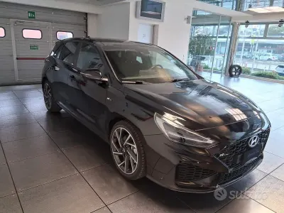 Usata Hyundai i30 N Line 160 CV (117 kW) 2021 Nero Berlina