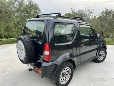 Usata Suzuki Jimny 65 CV (47 kW) 2008 SUV