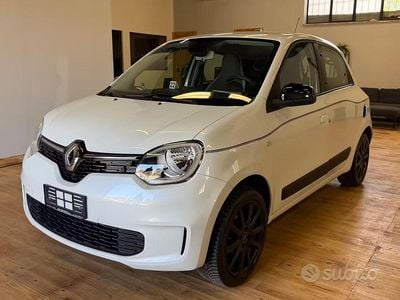 Usata Renault Twingo Urban Night 65 CV (47 kW) 2022 Bianco Utilitaria