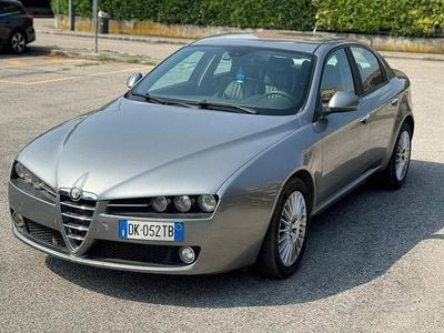 Usata Alfa Romeo 159 150 CV (110 kW) 2006 Grigio Berlina