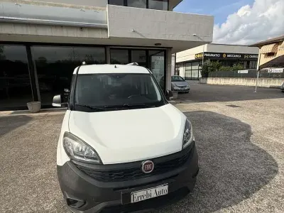 Usata Fiat Doblò Easy 95 CV (69 kW) 2019 Bianco Monovolume
