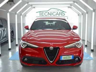 Usata Alfa Romeo Stelvio Business 190 CV (139 kW) 2022 Rosso SUV