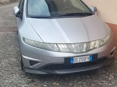 Usata Honda Civic Type S 140 CV (102 kW) 2008 Argento Berlina