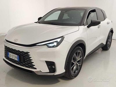 Usata Lexus LBX 91 CV (66 kW) 2024 Grigio SUV