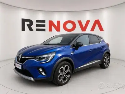 Usata Renault Captur Techno 101 CV (74 kW) 2023 Blu SUV