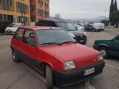 Usata Renault Super 5 94 CV (69 kW) 1989 Rosso Utilitaria