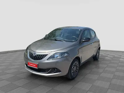 Usata Lancia Ypsilon S 69 CV (50 kW) 2024 Grigio pietra Utilitaria