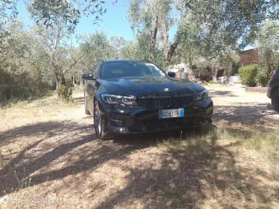 Usata BMW 316 Sport Line 122 CV (89 kW) 2020 Nero Station wagon