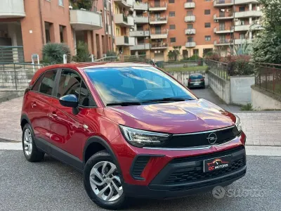 Usata Opel Crossland Edition 110 CV (80 kW) 2023 Rosso SUV